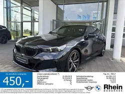 M carbonschwarz metallic Neu 2025 BMW 520 M Sport Limousine | 63.880 € (Fairer Preis)
