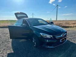 Schwarz Gebraucht 2017 Mercedes CLA180 Shooting Brake Kombi | 13.999 € (Guter Preis)