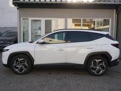 Polar white / sol Gebraucht 2022 Hyundai Tucson Basis SUV | 23.970 € (Superpreis)