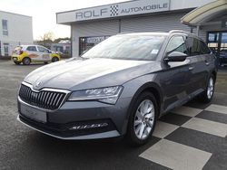 Grau Gebraucht 2024 Skoda Superb Ambition Limousine | 28.780 € (Fairer Preis)