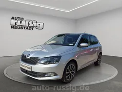 Silber Gebraucht 2015 Skoda Fabia Comfort Limousine | 8.900 € (Fairer Preis)