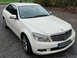 Weiß Gebraucht 2010 Mercedes C200 Limousine | 9.500 € (Etwas zu teuer)