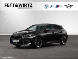 Saphirschwarz metallic Gebraucht 2024 BMW M135 Performance Kleinwagen | 41.900 €