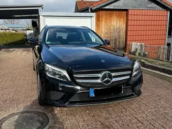 Schwarz Gebraucht 2019 Mercedes C180 Kombi | 16.500 €