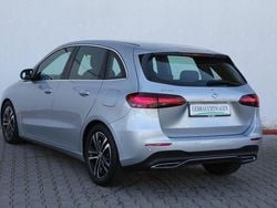 922u hightechsilber metallic Gebraucht 2024 Mercedes B180 Progressive Van / Kleinbus | 26.190 € (Superpreis)