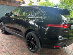 Schwarz Gebraucht 2019 Jaguar F-Pace Pure SUV | 22.000 € (Fairer Preis)