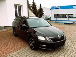 Schwarz Gebraucht 2019 Skoda Octavia Soleil Kombi | 13.950 € (Fairer Preis)