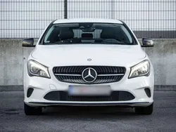 Mercedes CLA200