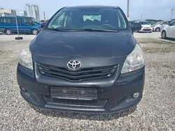 Schwarz Gebraucht 2012 Toyota Verso Van / Kleinbus | 4.000 € (Fairer Preis)