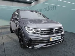 Grau Gebraucht 2024 VW Tiguan Allspace R-line SUV | 47.180 € (Fairer Preis)