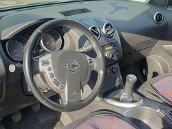 Gebraucht 2009 Nissan Qashqai Acenta SUV | 5.950 € (Etwas zu teuer)