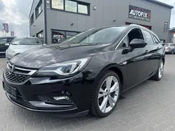 Onyx schwarz Gebraucht 2017 Opel Astra Innovation Kombi | 9.999 € (Fairer Preis)