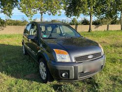 Grau Gebraucht 2006 Ford Fusion Kleinwagen | 1.700 € (Fairer Preis)