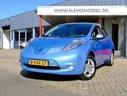Blau Gebraucht 2013 Nissan Leaf Base Kleinwagen | 3.950 € (Guter Preis)