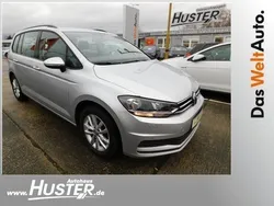 Silber metallic Gebraucht 2015 VW Touran Comfortline Van / Kleinbus | 15.450 € (Superpreis)