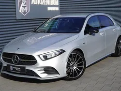 Iridium silber metallic Gebraucht 2022 Mercedes A200 AMG line Limousine | 29.990 € (Fairer Preis)