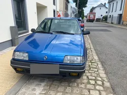 Blau Gebraucht 1990 Renault 19 Limousine | 3.500 €