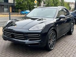 Blau Gebraucht 2018 Porsche Cayenne SUV | 49.900 € (Fairer Preis)