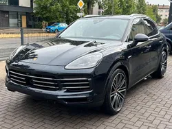 Blau Gebraucht 2018 Porsche Cayenne SUV | 49.900 € (Fairer Preis)