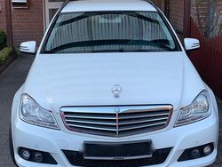 Weiß Gebraucht 2011 Mercedes C200 Kombi | 6.499 € (Superpreis)
