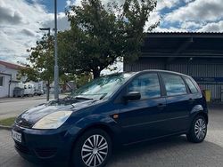 Blau Gebraucht 2006 Ford Fiesta Kleinwagen | 1.000 € (Guter Preis)