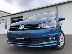 Blau Gebraucht 2018 VW Touran Van / Kleinbus | 17.880 € (Guter Preis)