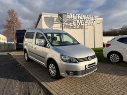 Silber Gebraucht 2013 VW Caddy Trendline Van / Kleinbus | 13.590 € (Teuer)