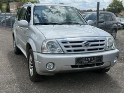Silber Gebraucht 2005 Suzuki Grand Vitara Comfort+ SUV | 4.000 €