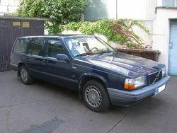 Blau Gebraucht 1990 Volvo 740 Kombi | 4.900 €