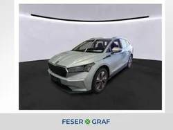 Artic silber met. Gebraucht 2022 Skoda Enyaq iV SUV | 28.170 € (Guter Preis)