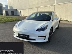 Weiß Gebraucht 2021 Tesla Model 3 Standard Range Limousine | 25.700 € (Fairer Preis)