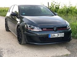 Grau Gebraucht 2016 VW Golf GTI Limousine | 14.999 € (Guter Preis)