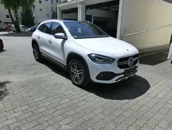 Weiß Gebraucht 2022 Mercedes GLA180 Progressive SUV | 31.490 € (Superpreis)