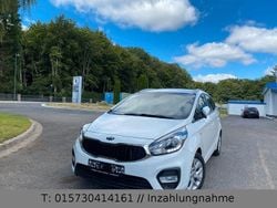 Weiß Gebraucht 2018 Kia Carens Vision Van / Kleinbus | 10.350 € (Guter Preis)