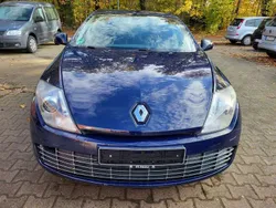 Blau marine Gebraucht 2009 Renault Laguna Coupé Dynamique Coupé | 8.900 €