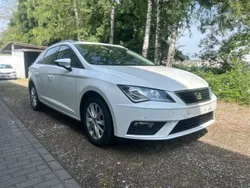 Weiß Gebraucht 2020 Seat Leon ST Style Kombi | 8.999 € (Guter Preis)
