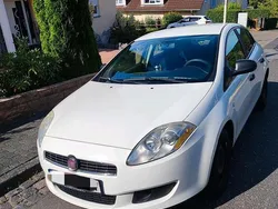 Weiß Gebraucht 2009 Fiat Bravo Kleinwagen | 2.000 € (Fairer Preis)