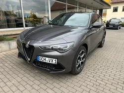 Grau Gebraucht 2023 Alfa Romeo Stelvio Premium SUV | 46.400 € (Etwas zu teuer)