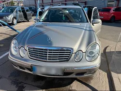 Beige Gebraucht 2004 Mercedes E220 Elegance Kombi | 3.100 € (Fairer Preis)