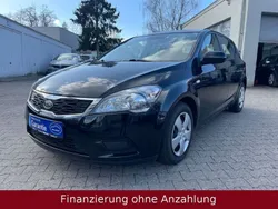 Schwarz Gebraucht 2011 Kia Ceed 2 Limousine | 4.500 € (Guter Preis)