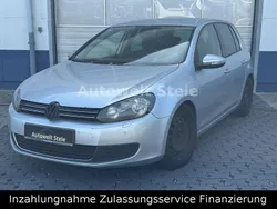 Silber Gebraucht 2010 VW Golf VI Comfortline Limousine | 1.800 € (Superpreis)