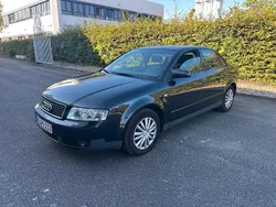 Schwarz Gebraucht 2002 Audi A4 Limousine | 1.000 € (Guter Preis)
