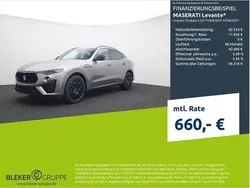 Grigio Gebraucht 2022 Maserati Levante SUV | 74.880 € (Etwas zu teuer)