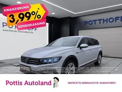 Weiss Gebraucht 2023 VW Passat Alltrack Business Kombi | 30.777 € (Guter Preis)