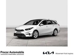 Weiß Neu 2025 Kia Ceed Limousine | 22.990 € (Fairer Preis)