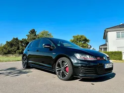 Schwarz Gebraucht 2015 VW Golf VII GTI Limousine | 12.900 € (Guter Preis)