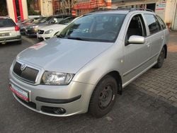 Diamantsilber metallic Gebraucht 2007 Skoda Fabia Cool Edition Kleinwagen | 1.450 € (Superpreis)