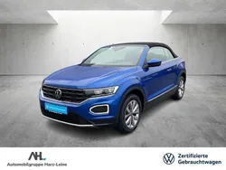 Blau Gebraucht 2021 VW T-Roc Cabriolet Style Cabrio | 22.417 € (Fairer Preis)