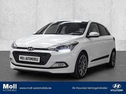 Weiss Gebraucht 2016 Hyundai i20 Select Kleinwagen | 7.890 € (Guter Preis)