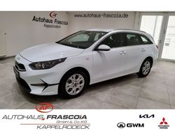 Weiss Gebraucht 2024 Kia Ceed Sportswagon Vision Kombi | 23.600 € (Guter Preis)